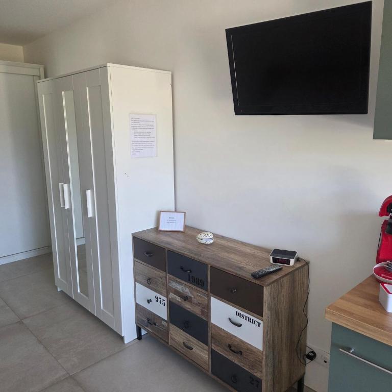 Appartement calme au Brusc - Appartamento con 2 Camere da Letto - 14