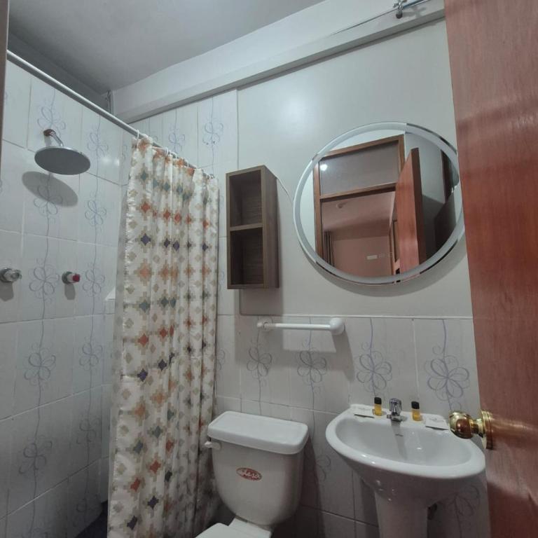 Hotel Adolfo's - Deluxe Double Room with Two Double Beds - 9