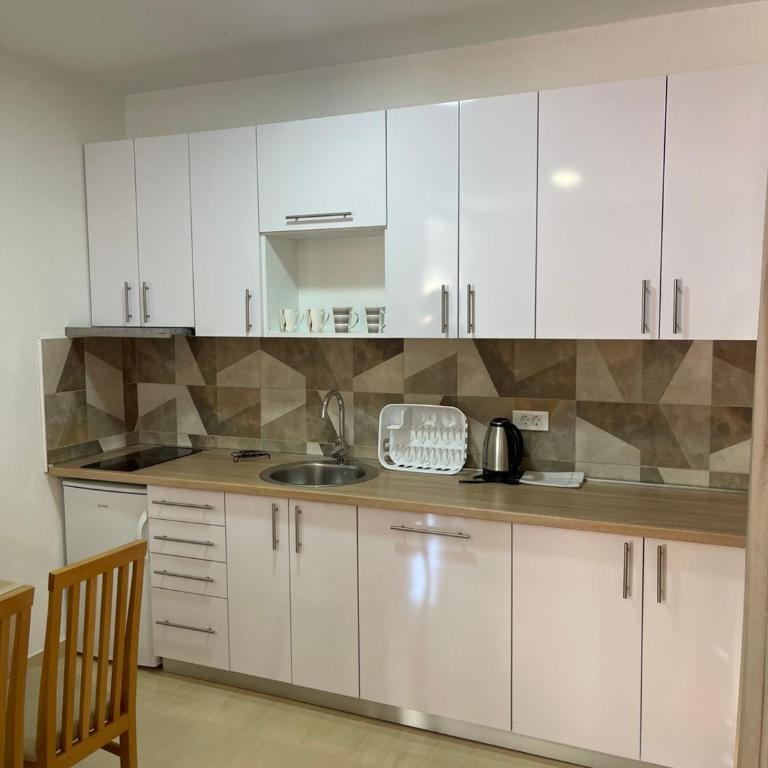Apartment with pool Tomic Boka Bay - Studio - 9
