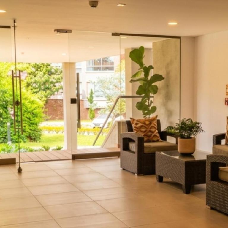 Luxury Suite, Daily Cleaning & Coffee - Two-Bedroom Apartment - 14