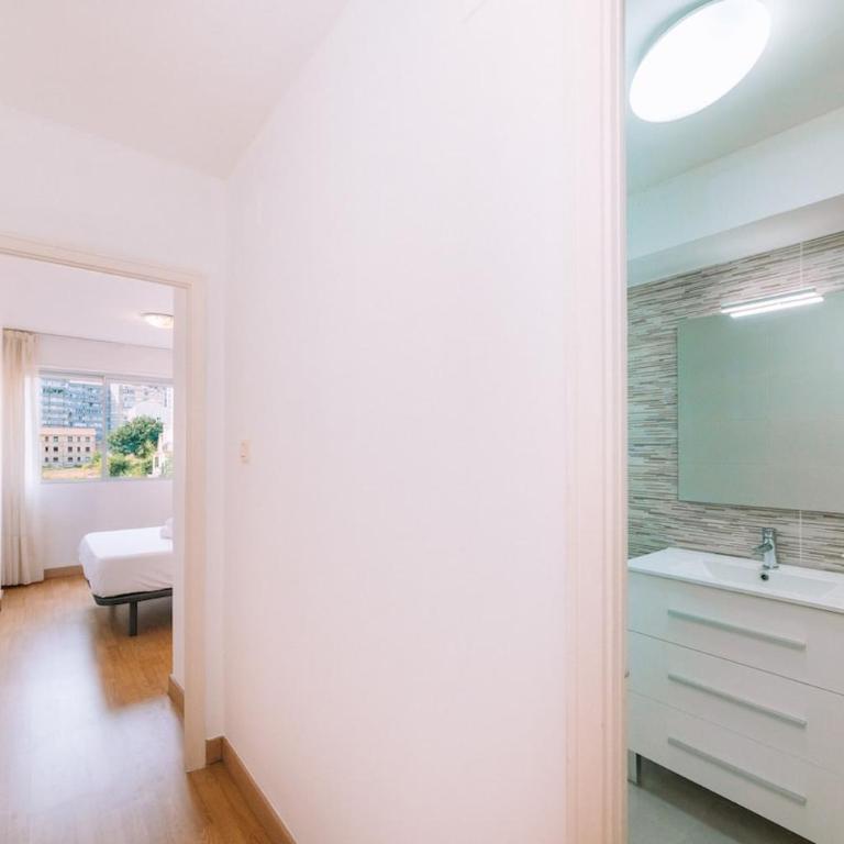 Luz y Espacio en Balaídos by CABANA Rentals - Three-Bedroom Apartment - 6