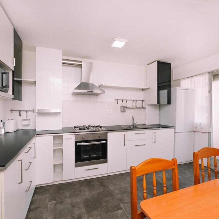 Luz y Espacio en Balaídos by CABANA Rentals - Three-Bedroom Apartment - 27