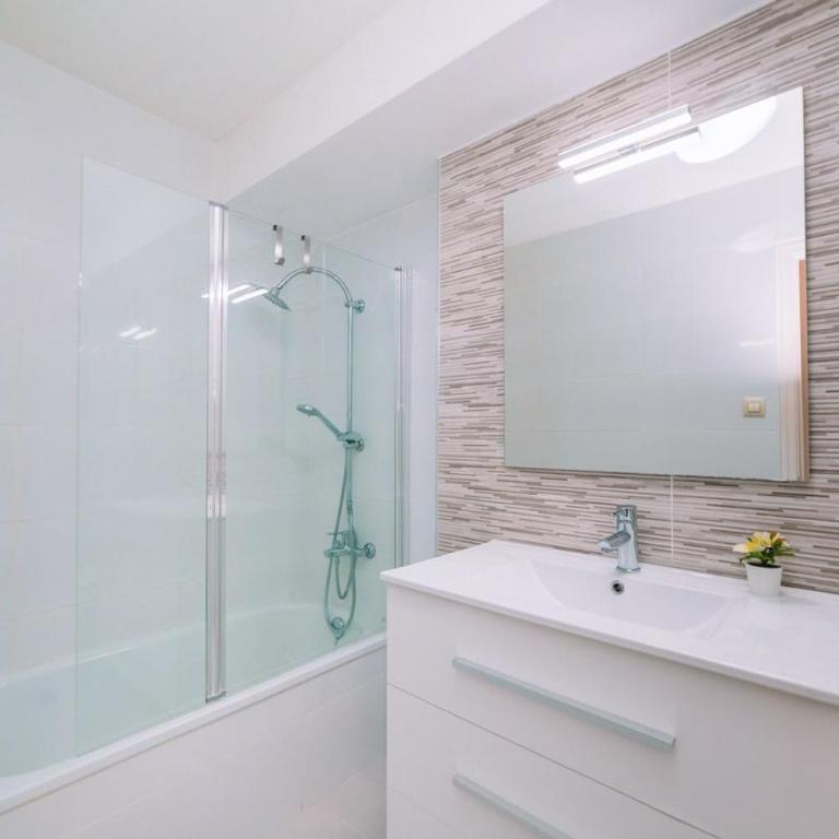 Luz y Espacio en Balaídos by CABANA Rentals - Three-Bedroom Apartment - 30