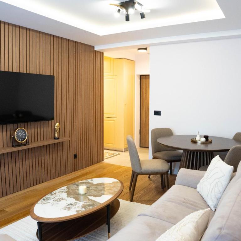 Žana Luxury Apartment - City Center Tivat - One-Bedroom Apartment - 1