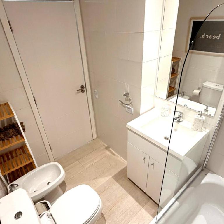 Depto Dario - Depto para 4 con amenities en Royal Park, zona La Perla, Mar del Plata - Hola Sur - Apartamento de 1 dormitorio - 7