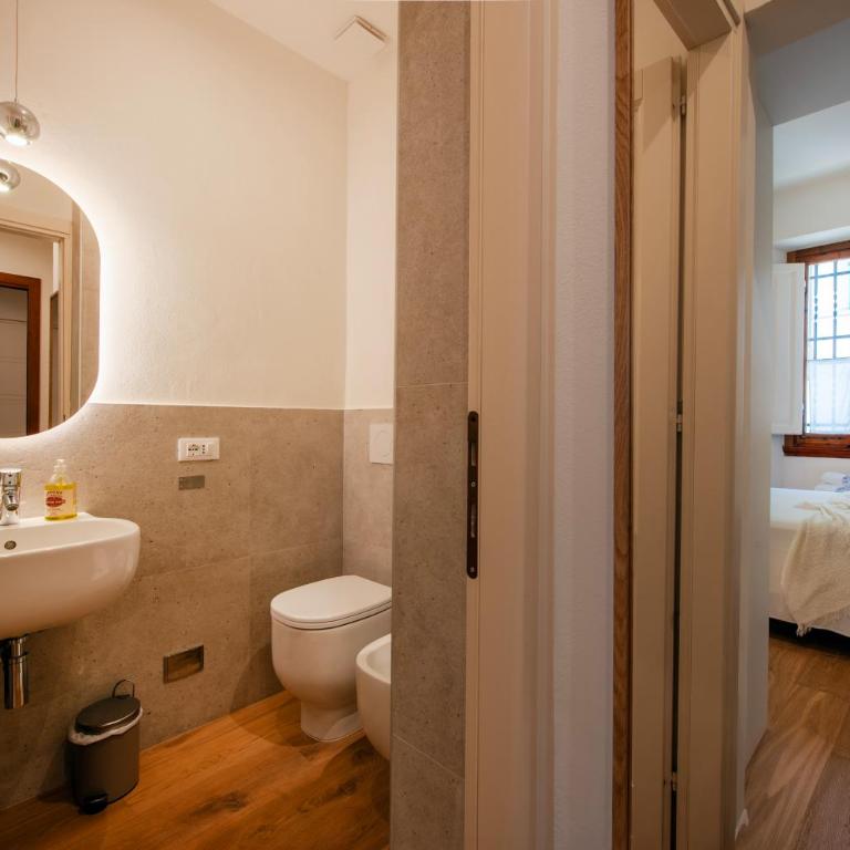 Luminoso Appartamento con Giardino e Terrazza Privati - 2 Camere - Parcheggio Comodo - Two-Bedroom Apartment with Garden View - 11
