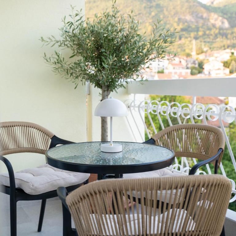 Žana Luxury Apartment - City Center Tivat - One-Bedroom Apartment - 16
