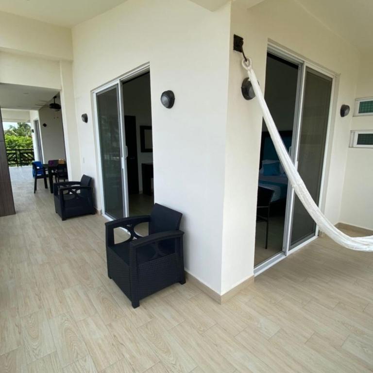 BRISAS JN CARACOL descanso y playa - Habitación Doble Deluxe con balcón y vistas al mar - 10
