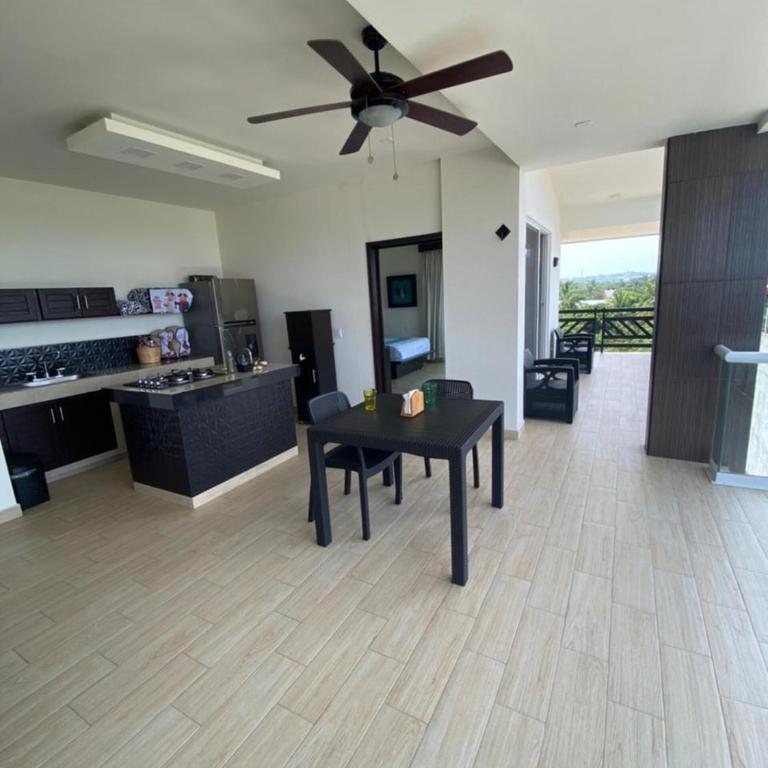 BRISAS JN CARACOL descanso y playa - Habitación Doble Deluxe con balcón y vistas al mar - 12