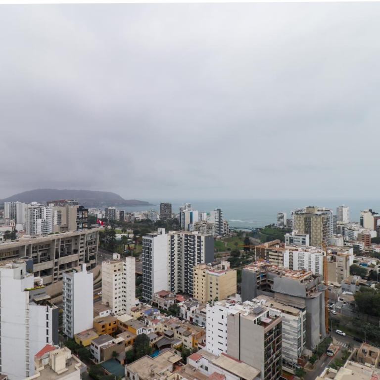 Work and Living Suites in Miraflores by Geko - One-Bedroom Apartment - 34