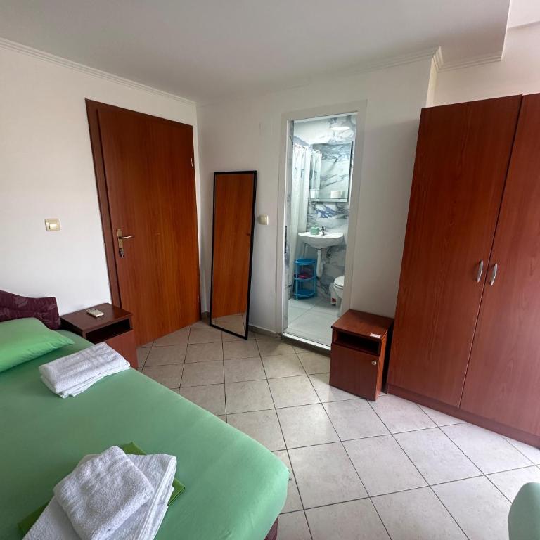 Guest House Mitrovic - Chambre Triple avec Vue - 4