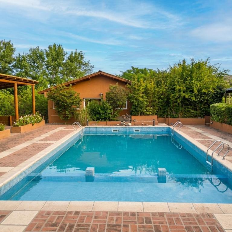 Casa serrana - Piscina, 4 hectáreas y sierras - Casa de 6 dormitorios - 62
