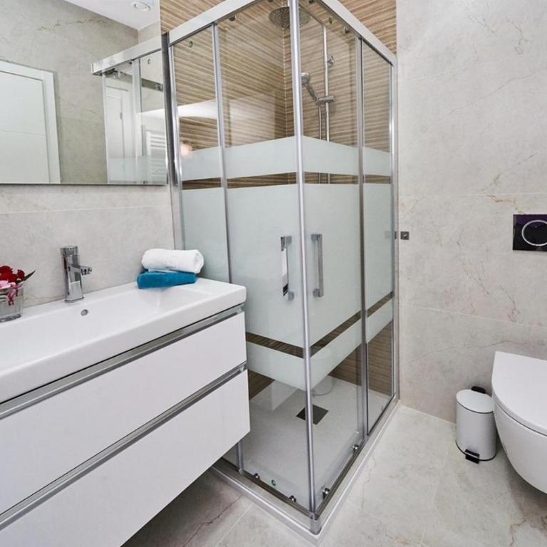 Nerja 1041 Moderno Apartamento centrico - Apartamento - Planta baja - 10