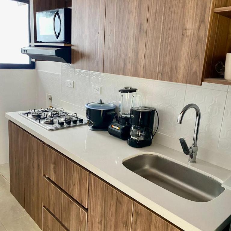 apto amplio con excelente ubicación - One-Bedroom Apartment - 4