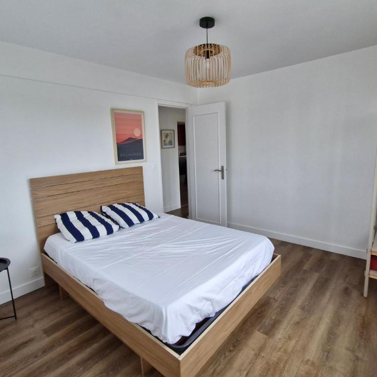 Appartement T4 plein centre - parking sécurisé - Appartamento con 3 Camere da Letto e Vista Montagna - 5
