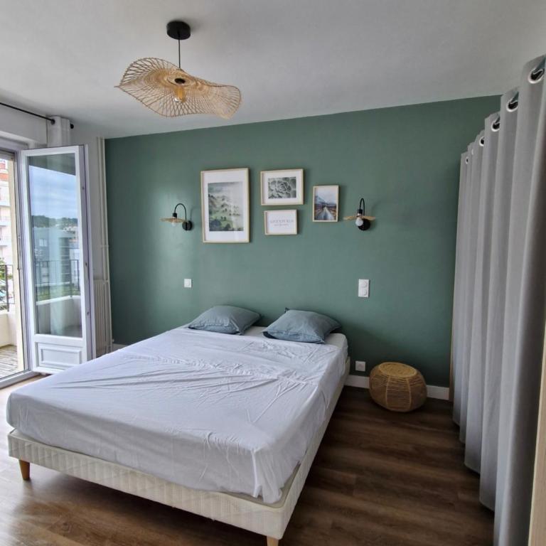 Appartement T4 plein centre - parking sécurisé - Appartamento con 3 Camere da Letto e Vista Montagna - 3