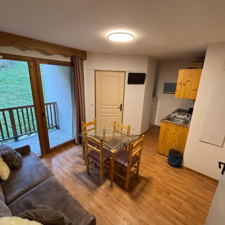 Sky High Family Apartment - Appartement 2 Chambres avec Vue sur la Montagne - 9