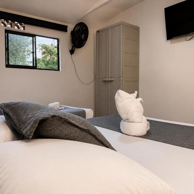 Hotel Laureles Palo Alto - Standard Triple Room - 5