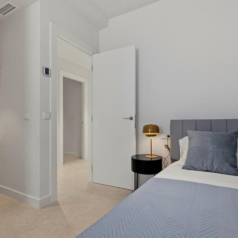 Modern Puerto Banus Frontline Penthouse - Premium Apartment mit 3 Schlafzimmern und Balkon - 11