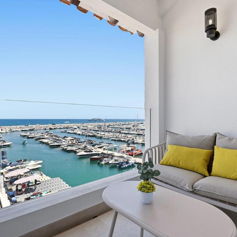 Modern Puerto Banus Frontline Penthouse - Premium Apartment mit 3 Schlafzimmern und Balkon - 2