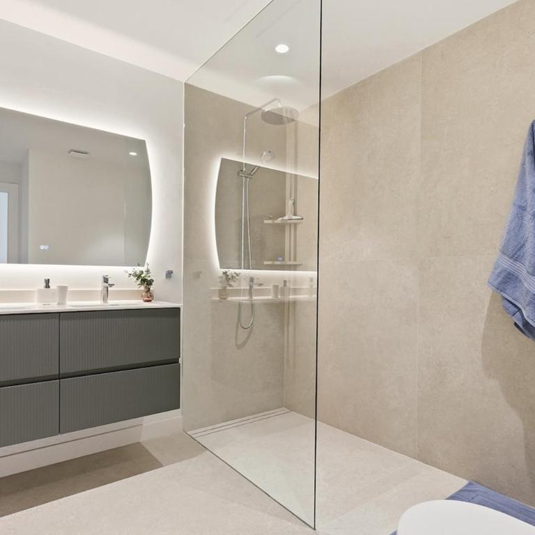 Modern Puerto Banus Frontline Penthouse - Premium Apartment mit 3 Schlafzimmern und Balkon - 26