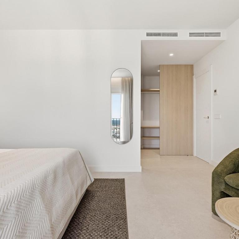 Modern Puerto Banus Frontline Penthouse - Premium Apartment mit 3 Schlafzimmern und Balkon - 32