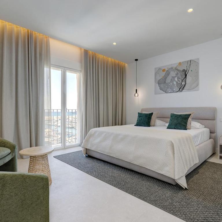 Modern Puerto Banus Frontline Penthouse - Premium Apartment mit 3 Schlafzimmern und Balkon - 34