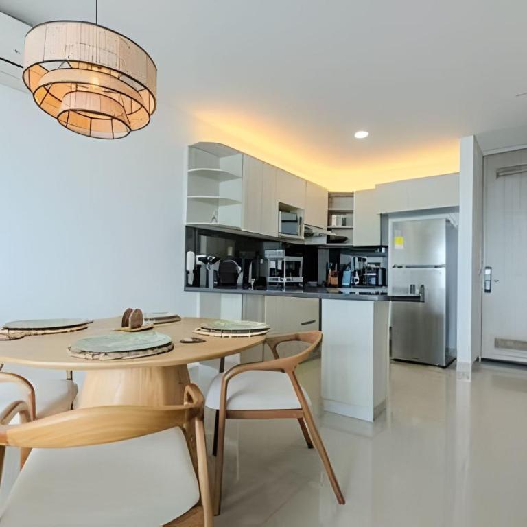 Impressive apartment with bay view 3207 - Deluxe One-Bedroom Apartment with Ocean View - 32