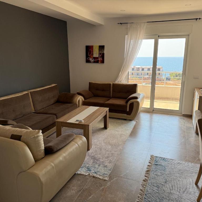 Ninas Seaview Apartment - Two-Bedroom Apartment - 2