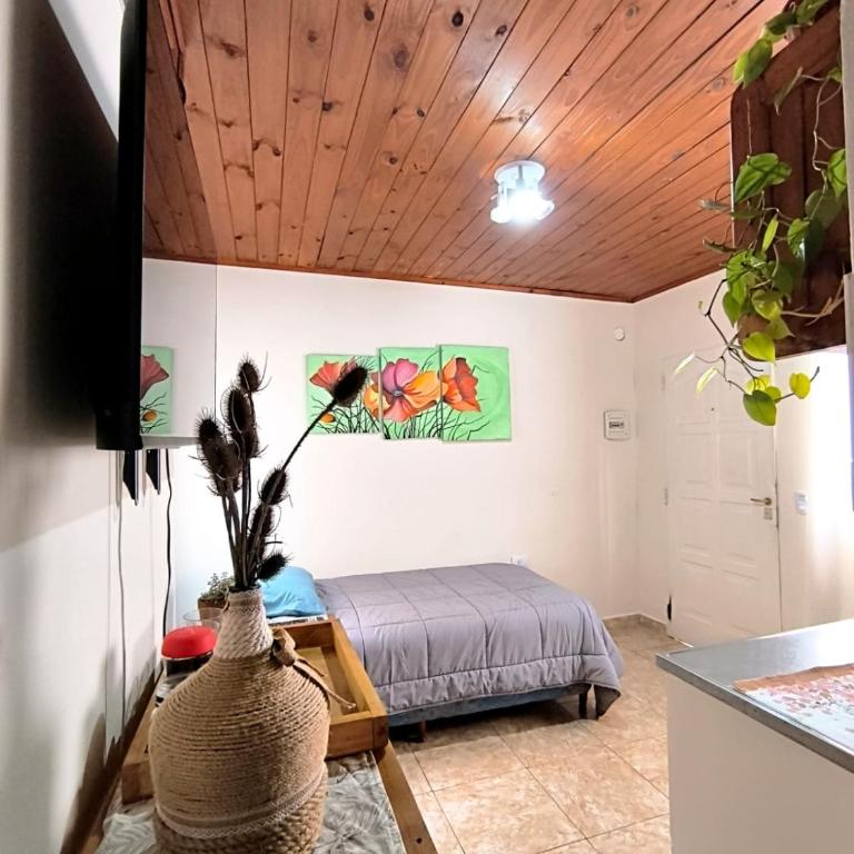 Refugio del Uruguay - Alquiler Temporario - Apartamento de 1 dormitorio con jardín - 2