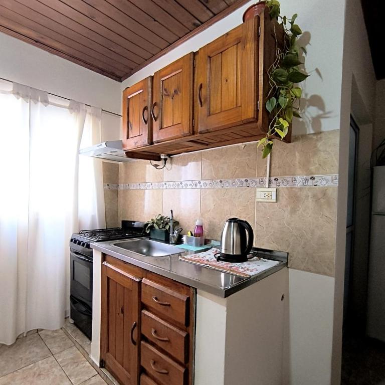 Refugio del Uruguay - Alquiler Temporario - Apartamento de 1 dormitorio con jardín - 5