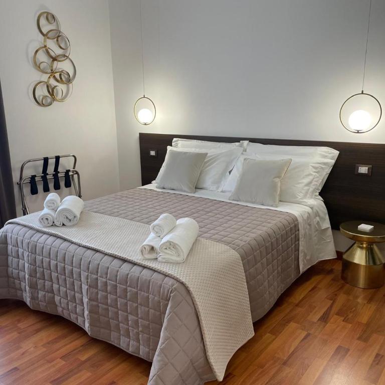 MAISON ETNEA Suite - Deluxe Room - 12
