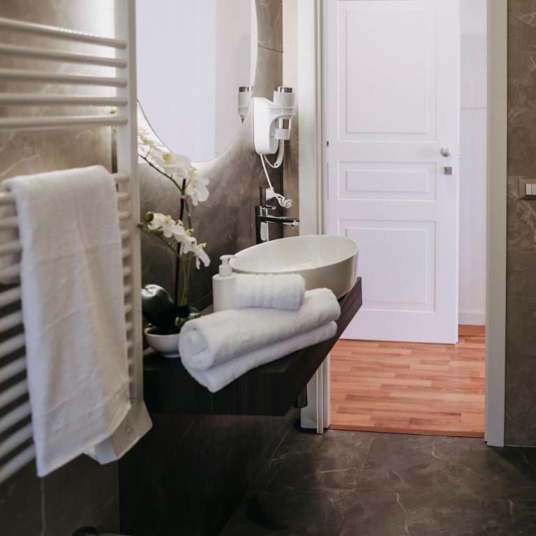 MAISON ETNEA Suite - King Room - 16