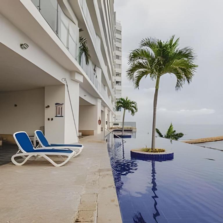 Sunset Oceanfront+ Gym Jacuzzi - Apartment with Sea View - 26