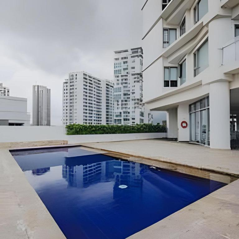 Sunset Oceanfront+ Gym Jacuzzi - Apartment with Sea View - 28