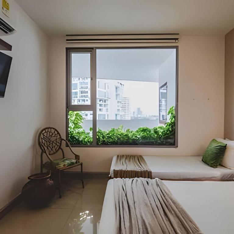 Sunset Oceanfront+ Gym Jacuzzi - Apartment with Sea View - 39