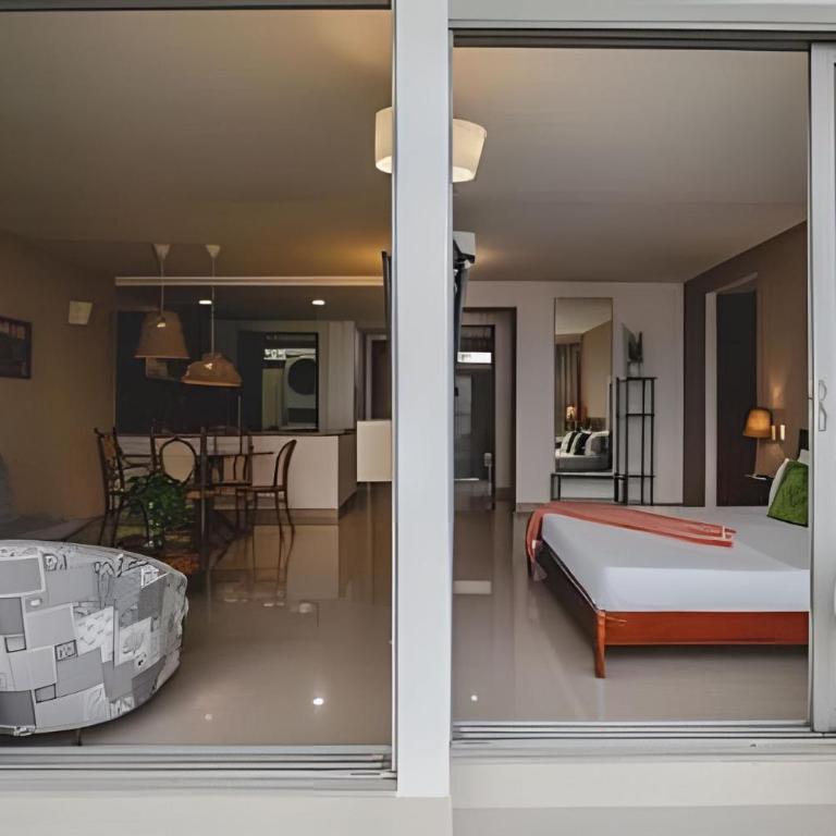 Sunset Oceanfront+ Gym Jacuzzi - Apartment with Sea View - 62