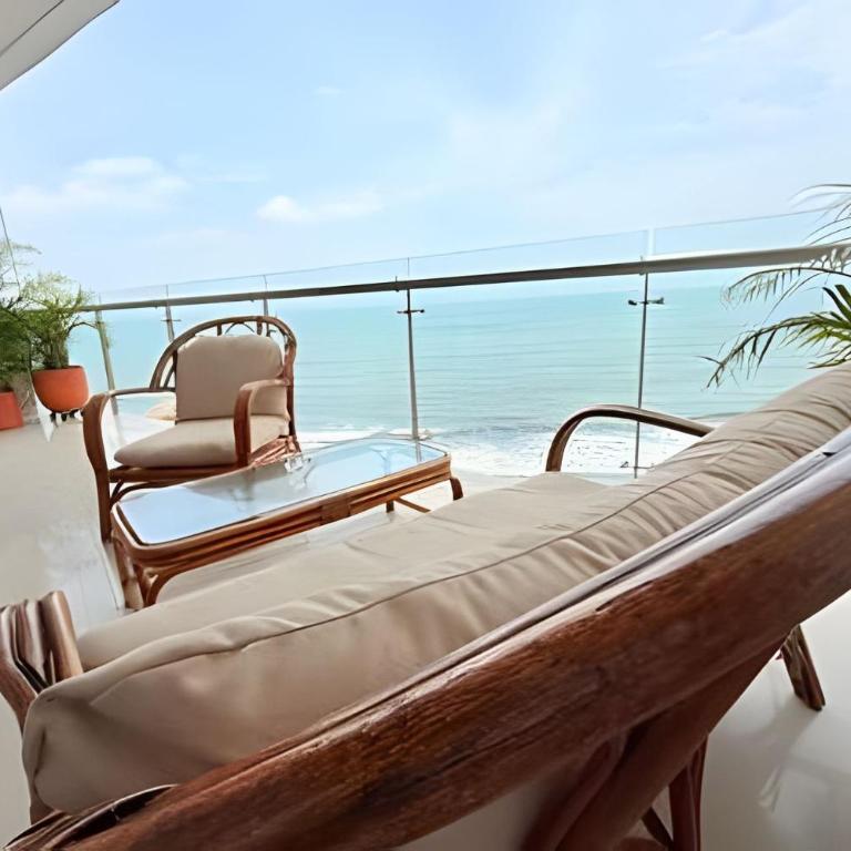 Sunset Oceanfront+ Gym Jacuzzi - Apartment with Sea View - 70