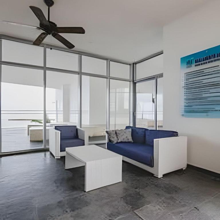 Sunset Oceanfront+ Gym Jacuzzi - Apartment with Sea View - 81