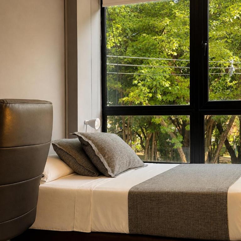 Hotel Laureles Palo Alto - Deluxe Triple Room - 2
