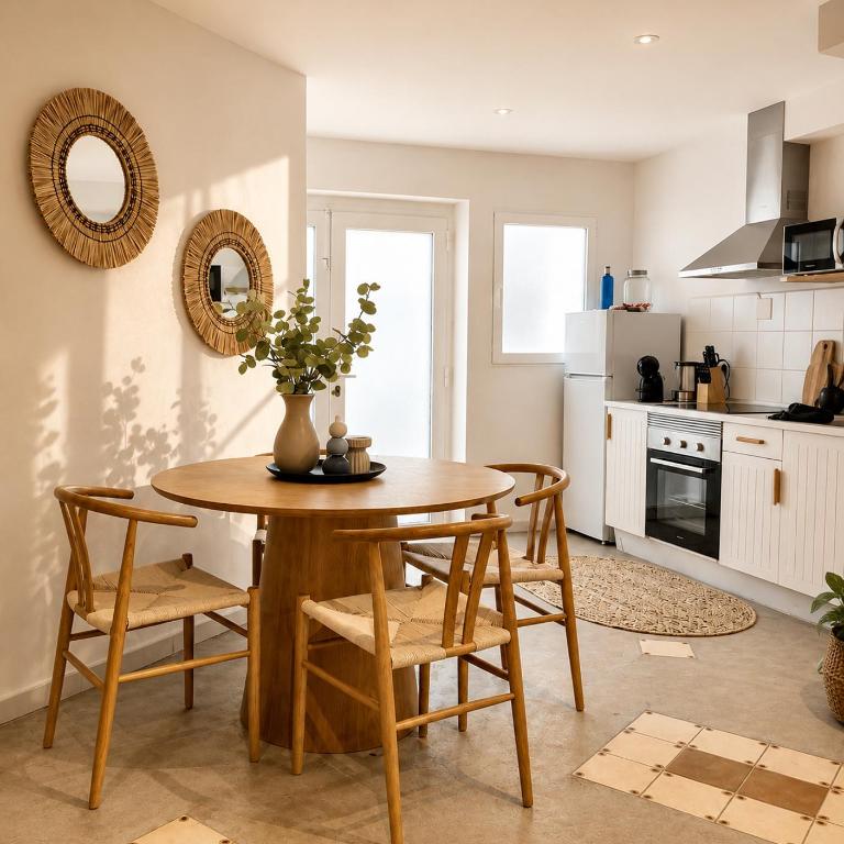 Virgin by Dozzze - Standard Apartment - 9