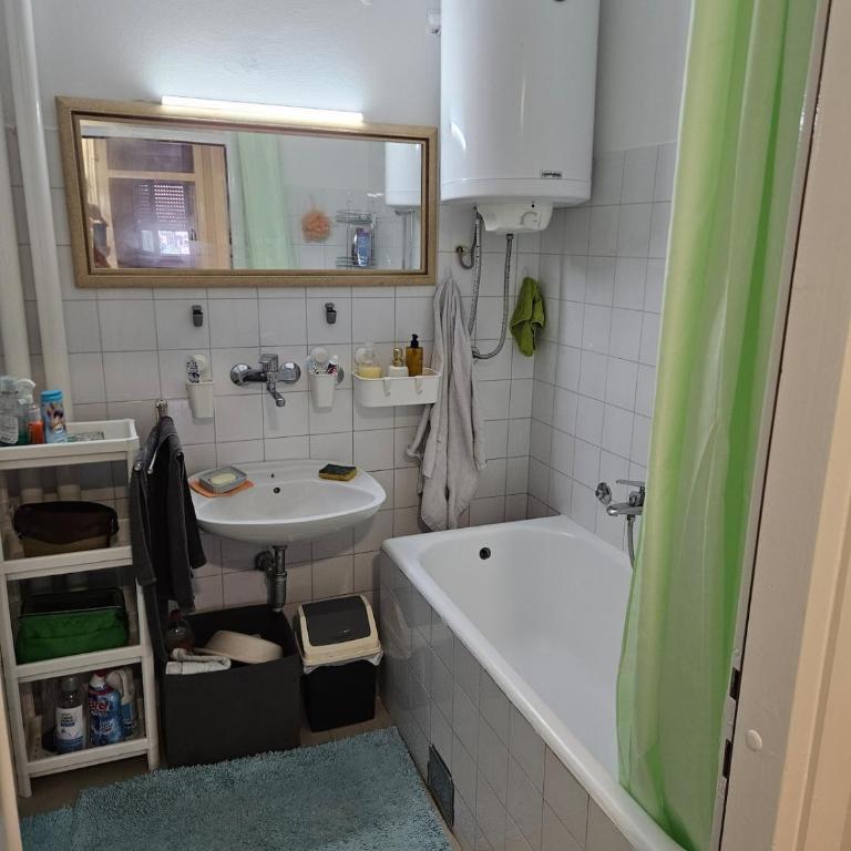 Nest - One-Bedroom Apartment - 10