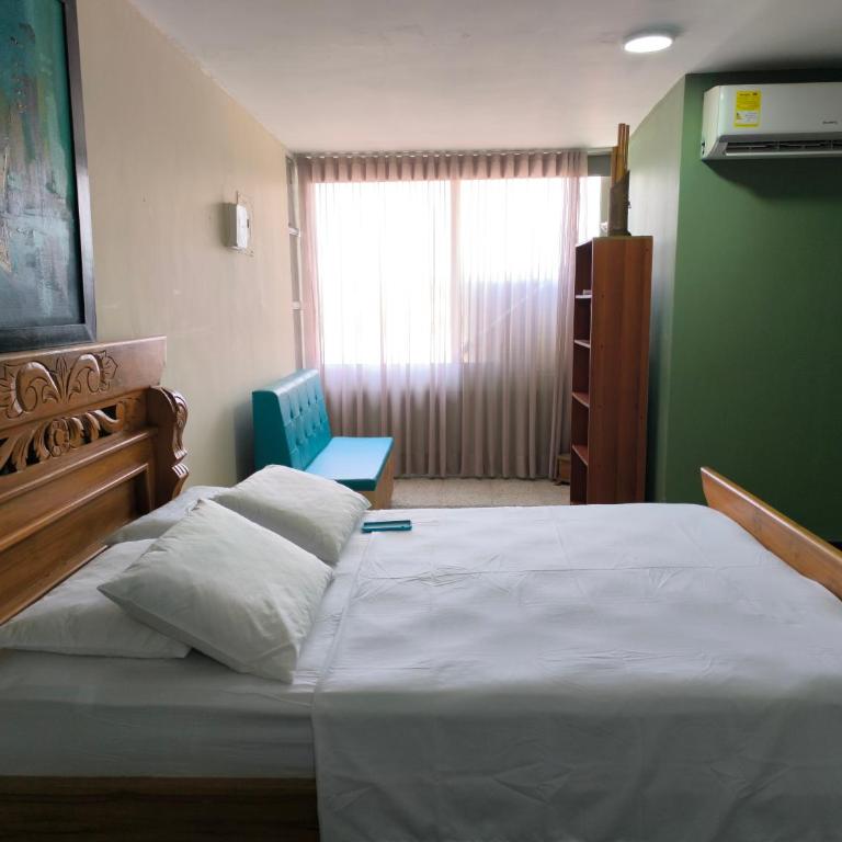 Summa Vita - Deluxe One-Bedroom Apartment with City View - 25