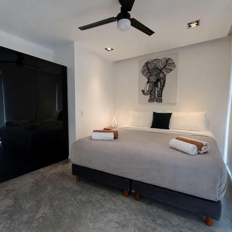 Black House - Stylish 3BR in Aldea Zama with Rooftop - Apartment - 24