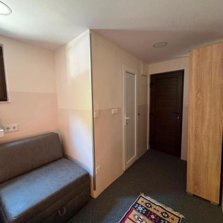 B&B Bazeni - Economy Jednokrevetna Soba - 6