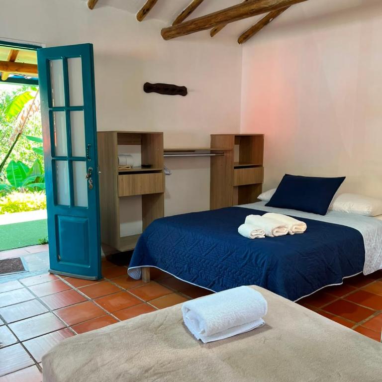 Hotel Casa Del Viento Zapatoca - Family Room - 2