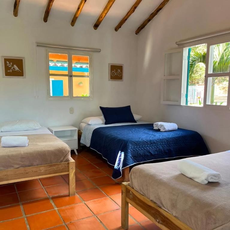 Hotel Casa Del Viento Zapatoca - Family Room - 1