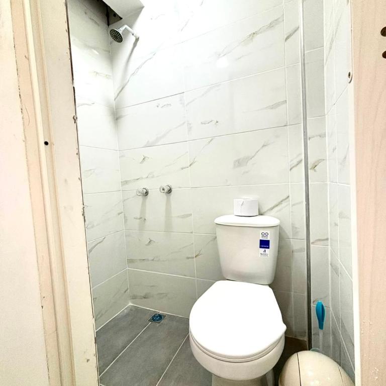 Loft en Laureles con Terraza Privada & Parqueadero - One-Bedroom Apartment - 3