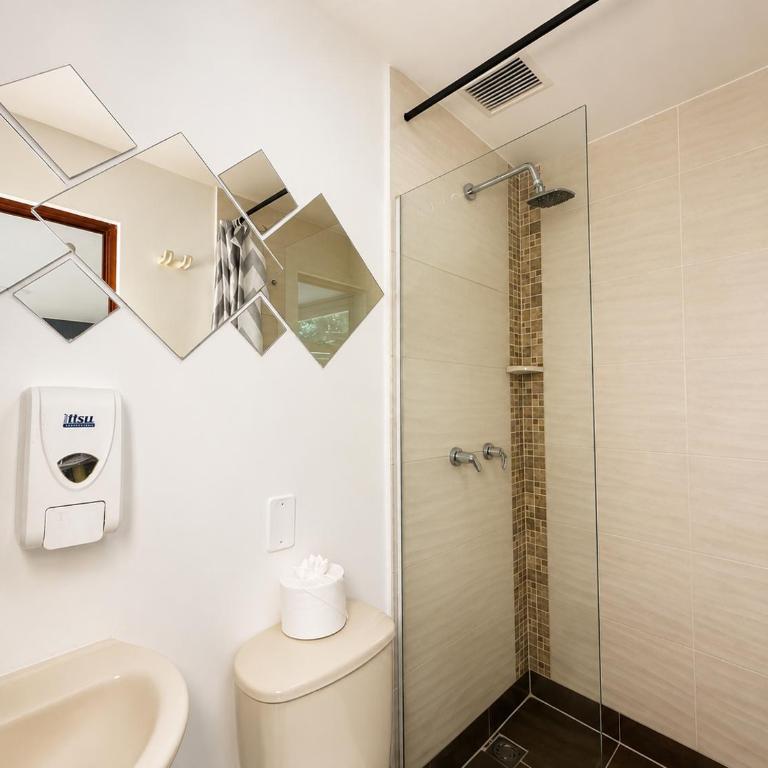 Hotel Laureles Palo Alto - Deluxe Triple Room - 19