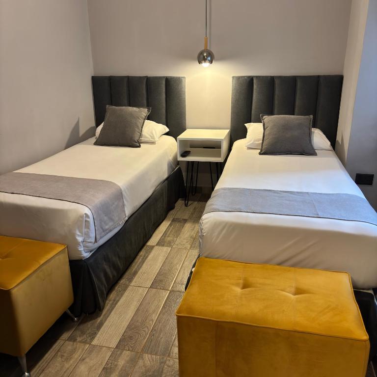 HOTEL CITY - Habitación Cuádruple Estándar - 6